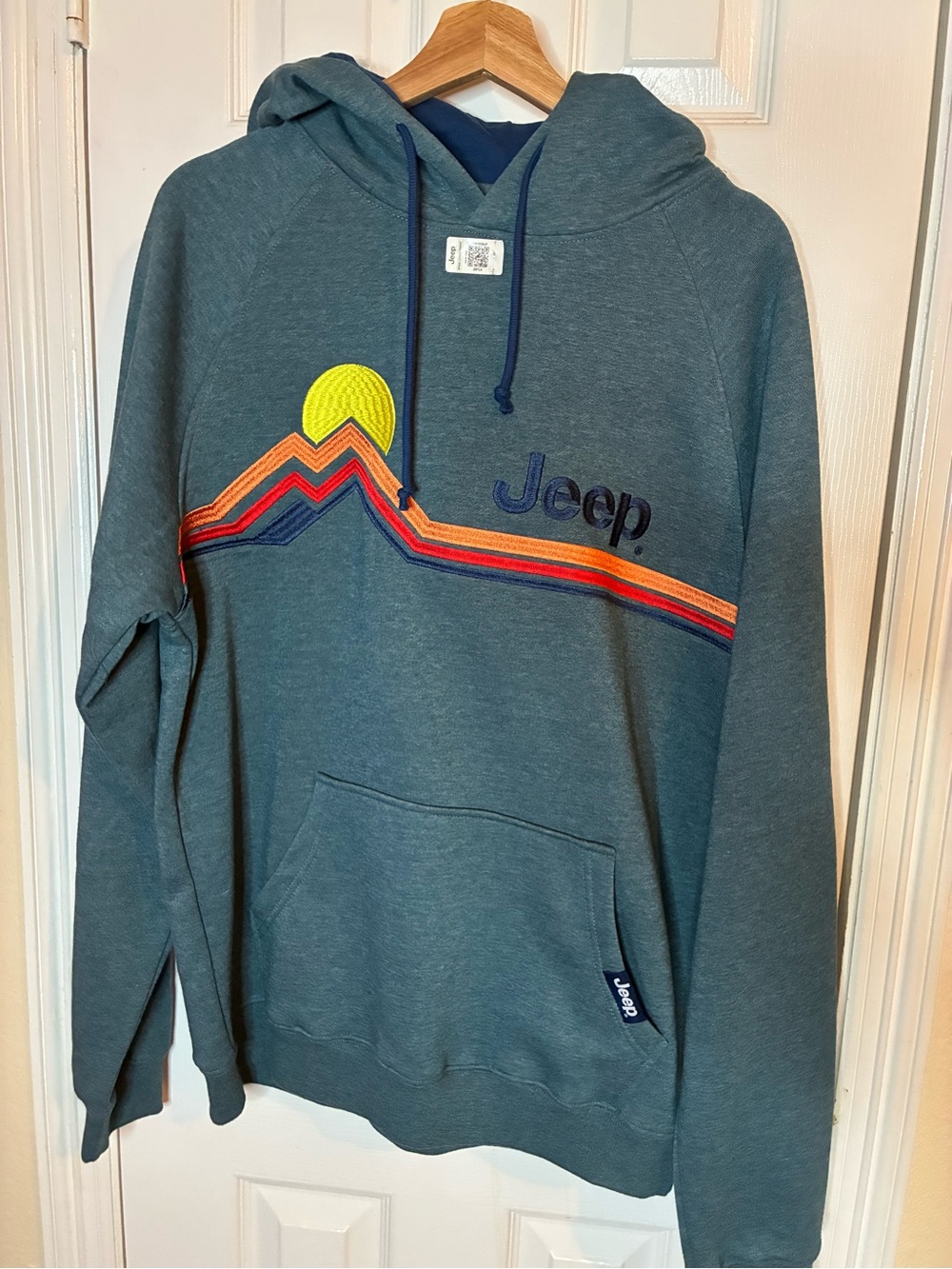 Jeep Men’s Teal Crewneck Hoodie with Sunset Stripe, Large